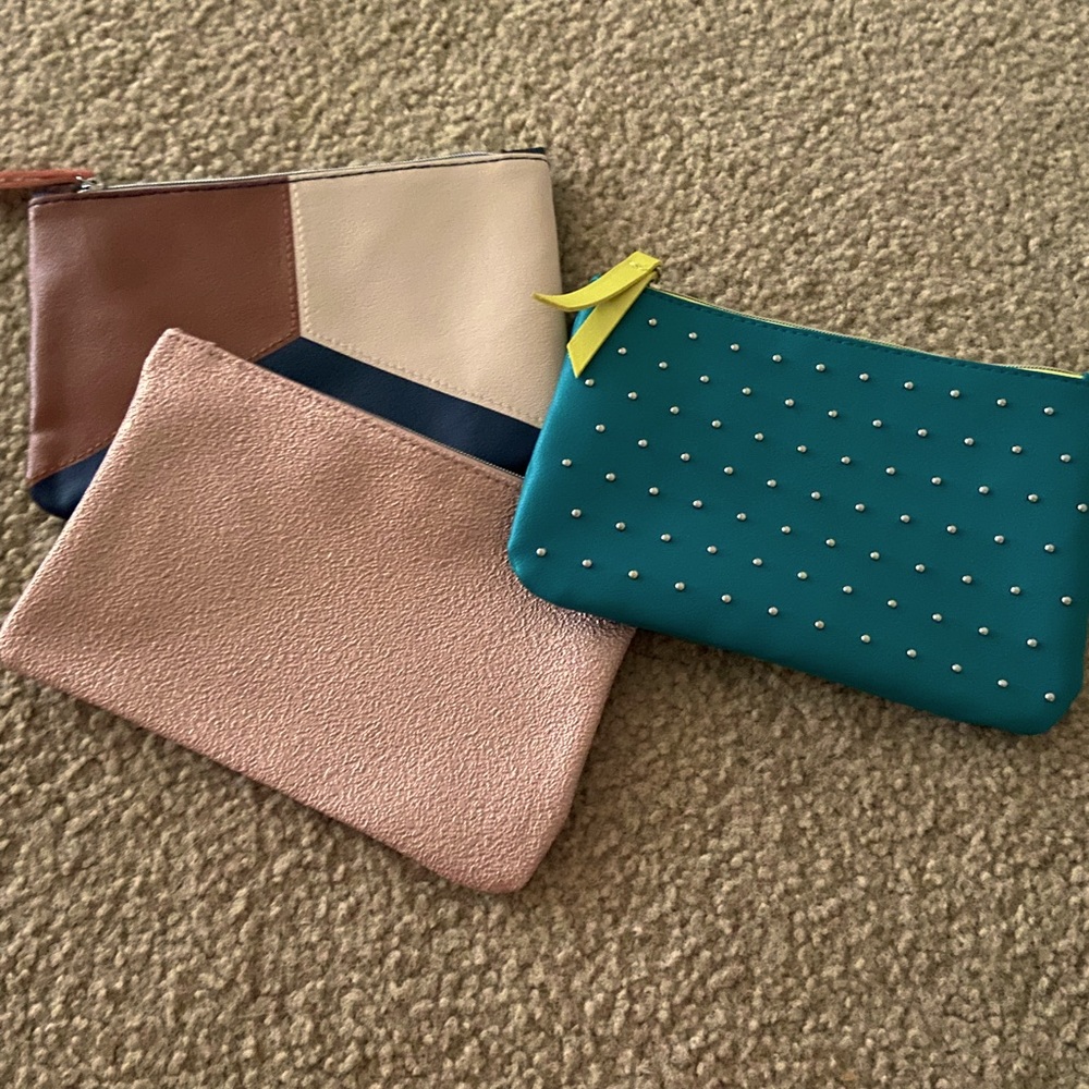Makeup pouches